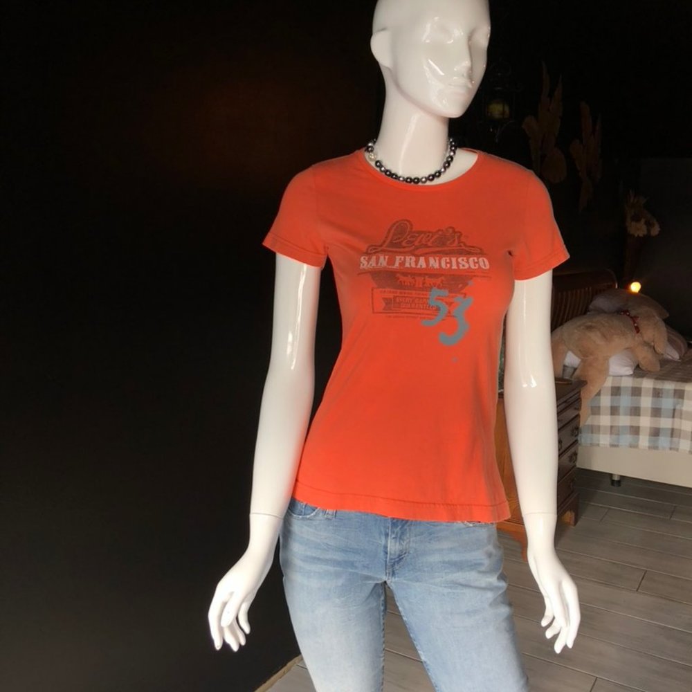 Levi T-shirt